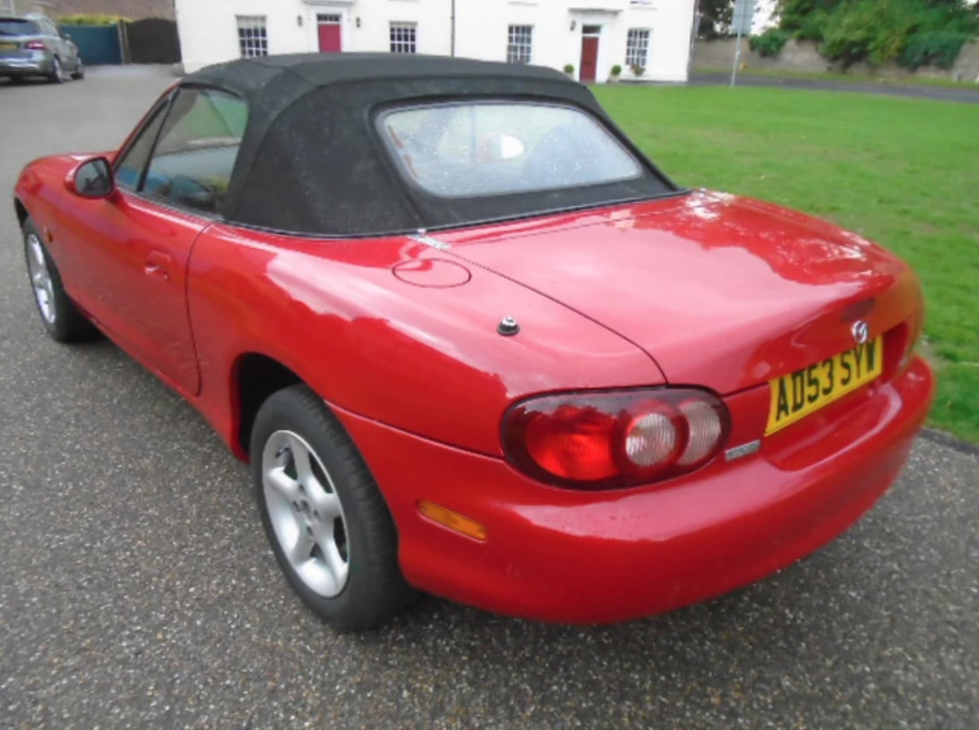 2003 Mazda MX-5 Convertible. - Image 4 of 6