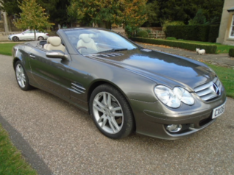 2006 (06) Mercedes sl500 convertible.