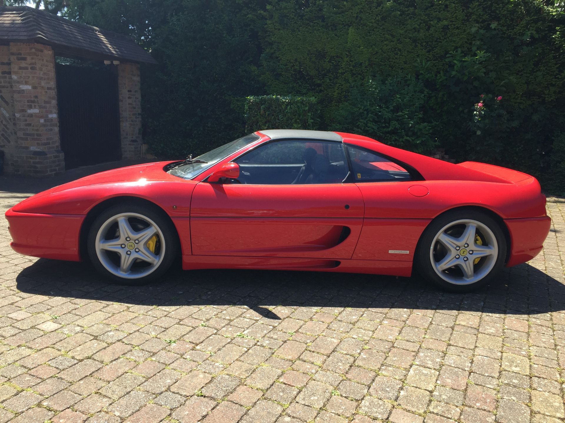 RHD UK Supplied Ferrari F355 GTS with a Manual gearbox - Image 3 of 9