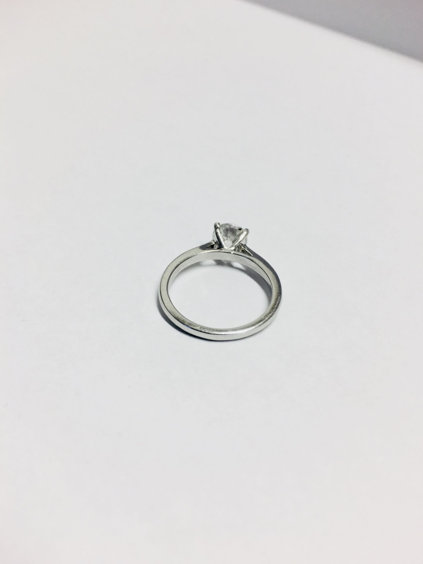 1.30ct diamond solitaire ring with a brilliant cut diamond. F colour and I1 clarity. Set in 18ct - Image 4 of 6