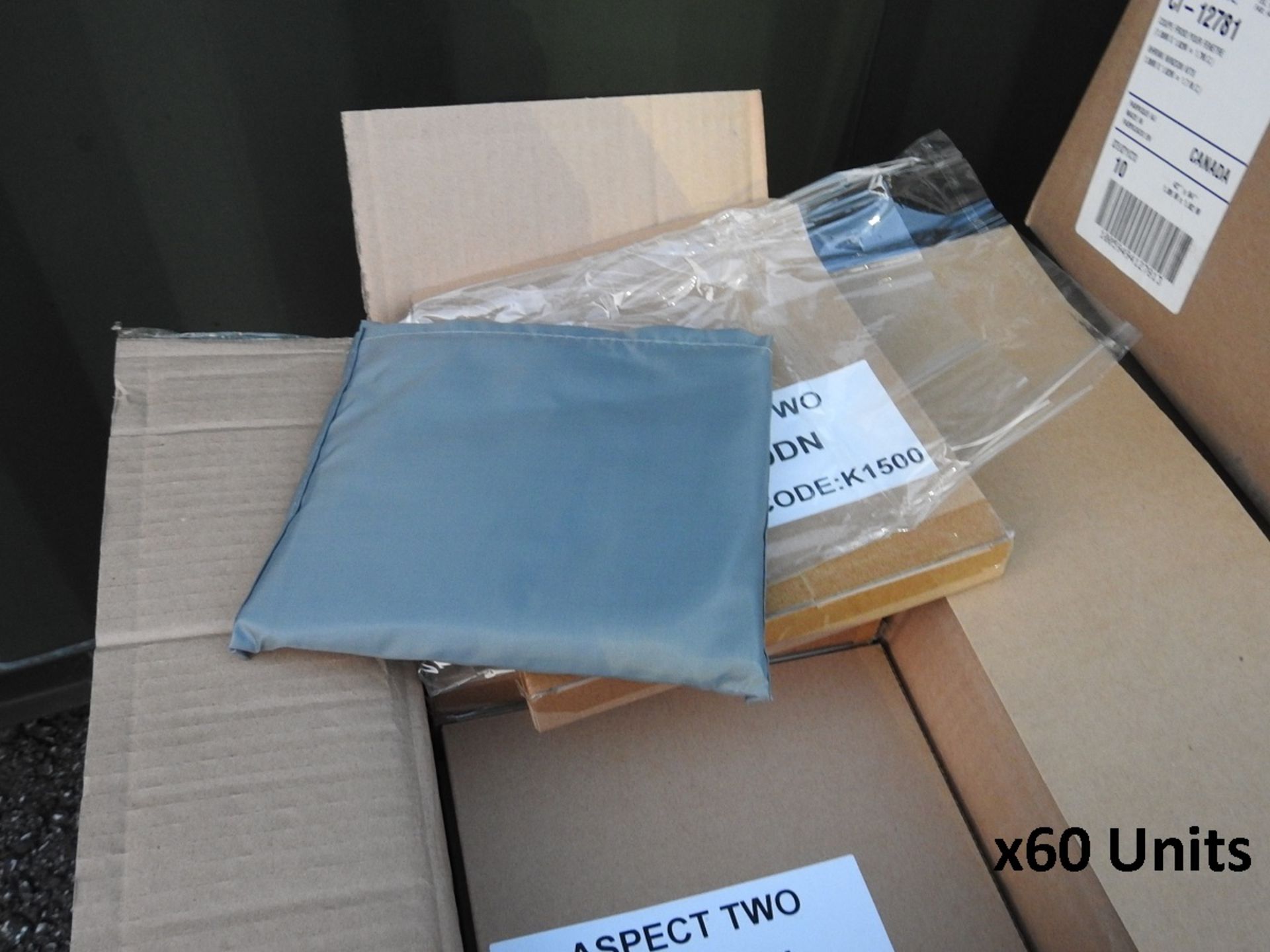 Magnetic Wind Screen Covers Job lot (x60) - Image 3 of 6
