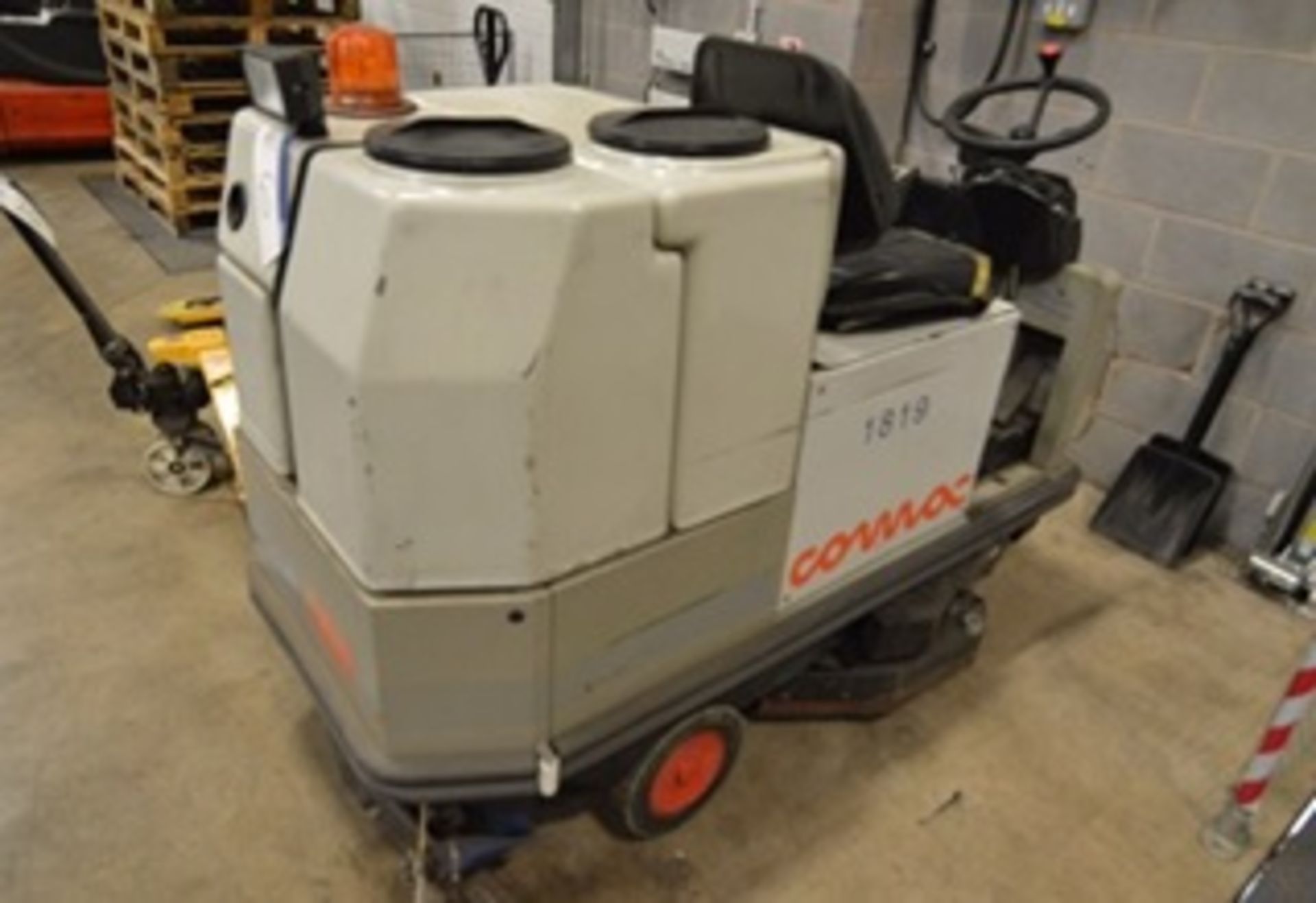 Comac C85B Ride-On-Floor Cleaning Machine - Image 2 of 5