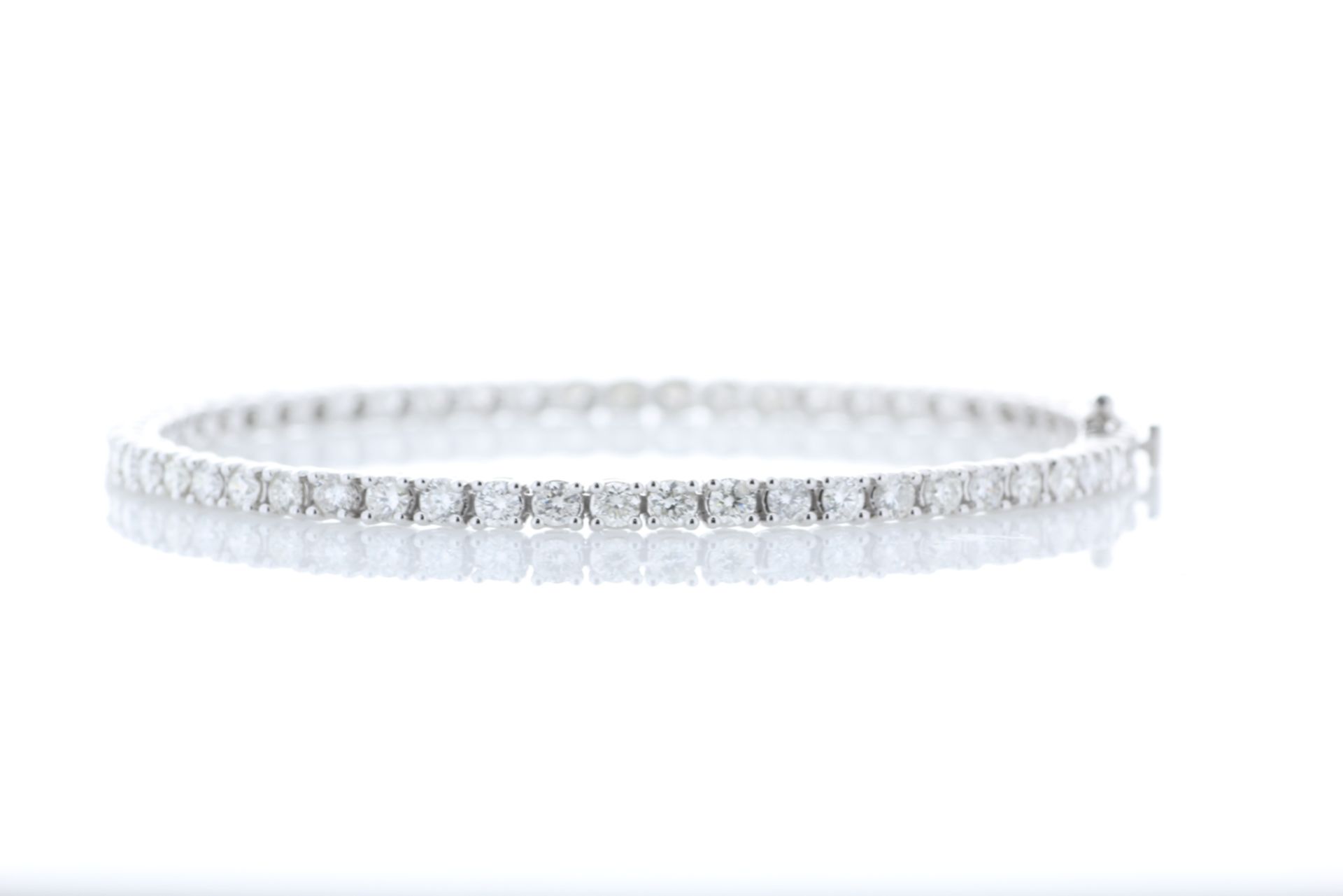 18ct White Gold Tennis Diamond Bracelet 3.49 - Image 3 of 7