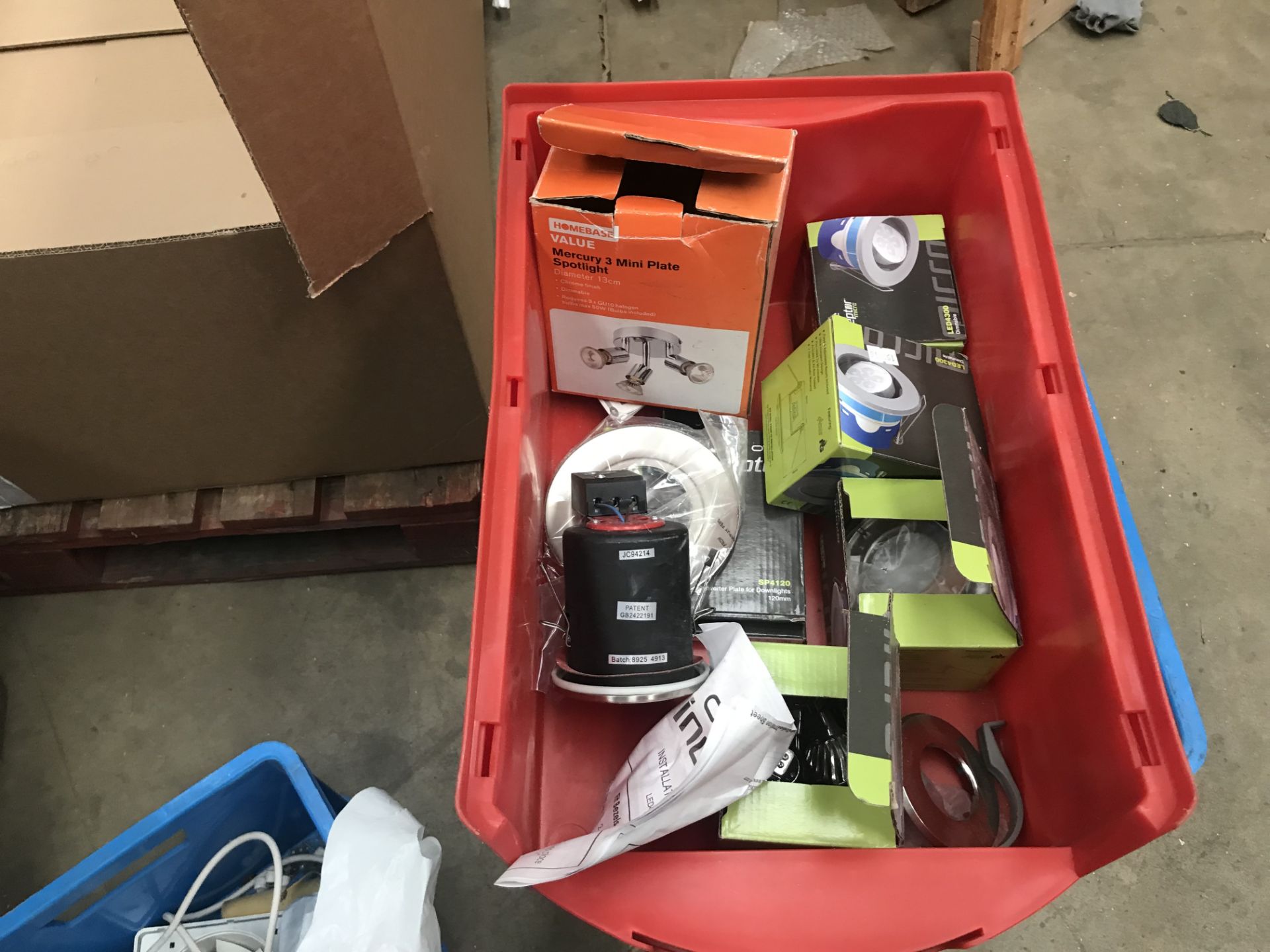 Pallet of Electrical and Plumbing Items - warehouse clearance - Image 3 of 13
