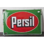 Altes Emailleschild, gewölbt, Aufschrift im Originalen roten ovalen Schriftfeld "Persil", sehr