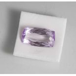 Kunzit, ca. 12,17 ct, Zertifikat anbei.