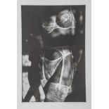 Sieff, Jean-Loup (1933-2000), "Dessous I", Offsetdruck, 1986. Ca. 14,5 x 22 cm, PP, hinter Glas