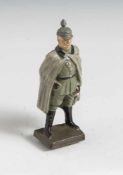 Persönlichkeitsfigur Erich Ludendorff, "Lineol", polychrom bemalte Masse, stehend in Uniform und mit