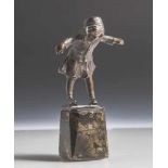 Kleine Figurine, um 1900, Bronze, rs. an Plinthe sign. "Grundmann", Mädchen auf Rollschuhen