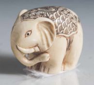 Netsuke, Elefant, Japan, Meiji-Zeit, Anfang 20. Jahrhundert, Elfenbein, geschnitzt, schwarz