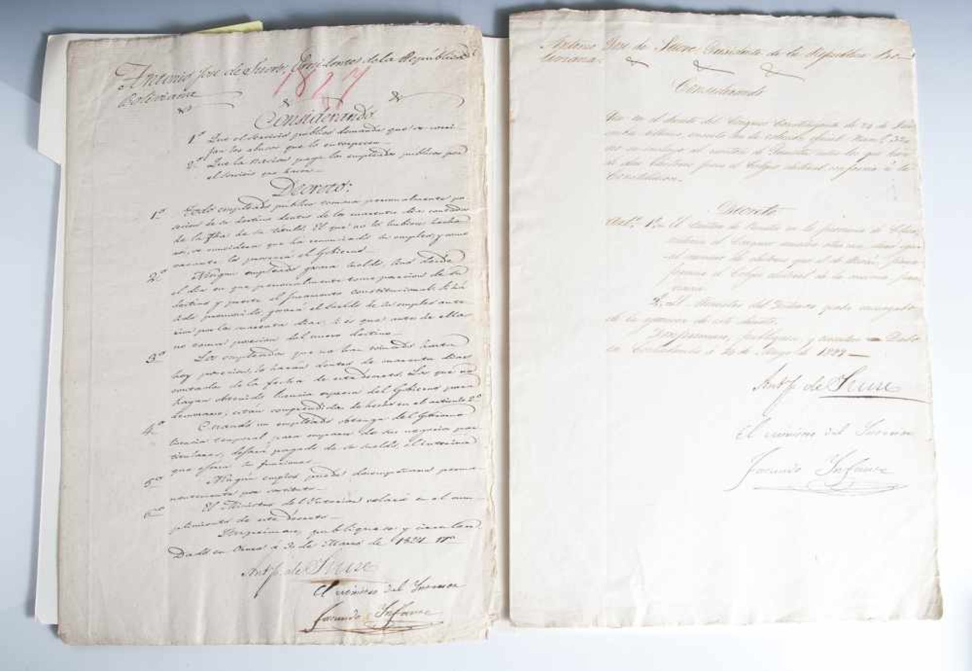 Sucre, Antonio José de, 2 historische Dekrete/Handschriften, hier vorliegend 2 handschriftliche