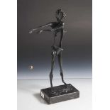 Dali, Salvador (1904-1989), Hommage à Newton, Bronze, dunkel patiniert, auf der Plinthe sign.,