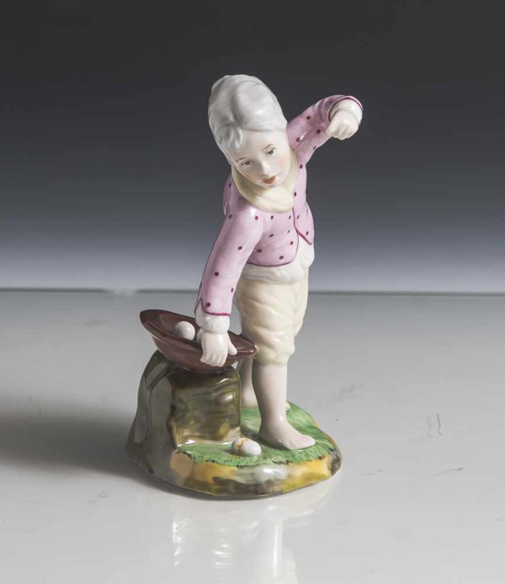 Figurine, Das zerbrochene Ei, Höchster Porzellanmanufaktur, 20. Jahrhundert, Entwurf Johann Peter