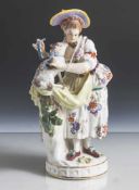 Figurine, Mädchen mit Schaf, Meissen, blaue Schwertermarke, 19./20. Jahrhundert, Entwurf Michel