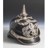 Seltene Pickelhaube/Helm, Hessen, Darmstadt, Portepee/ Unteroffizier um 1900, aus dem Leibgarde-