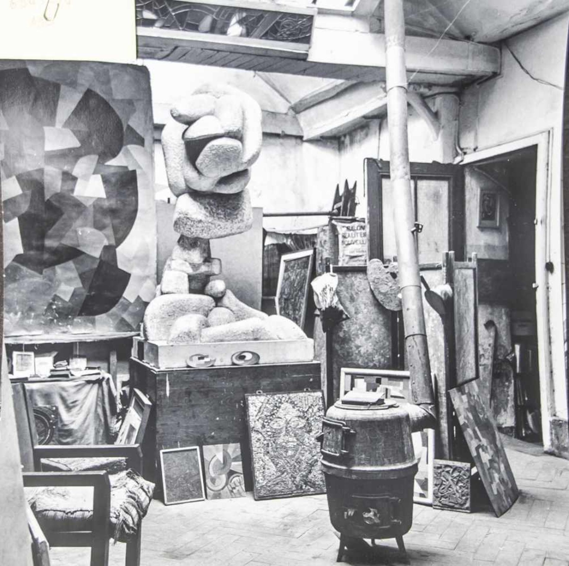 Maywald, Willy (1907-1985), Otto Freundlichs Atelier in Paris Rue Henri Barbuse, 1949,