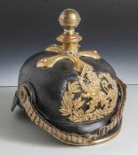 Artillerie Pickelhaube, Hessen-Darmstadt, um 1900, Offiziers-Ausführung, mit allen Beschlägen (