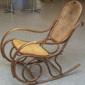 Schaukelstuhl, Thonet, wohl 1930er Jahre, Bugholz, Unterseite mit Stempelung Thonet. L. ca. 102