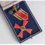Bundesverdienstkreuz, Bundesrepublik Deutschland, am Band, im Original-Etui, Hersteller C. E.