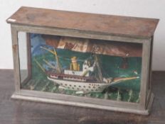 Modellschiff-Segler, Rheindampfer Maria, hinter Glas in alter Vitrine. L. ca. 45 cm.