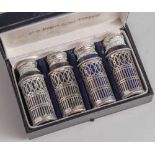 4 Salzstreuer, F. B. Rogers Silver Company, Massachusetts/USA, 20. Jahrhundert, versilbert, gemarkt: