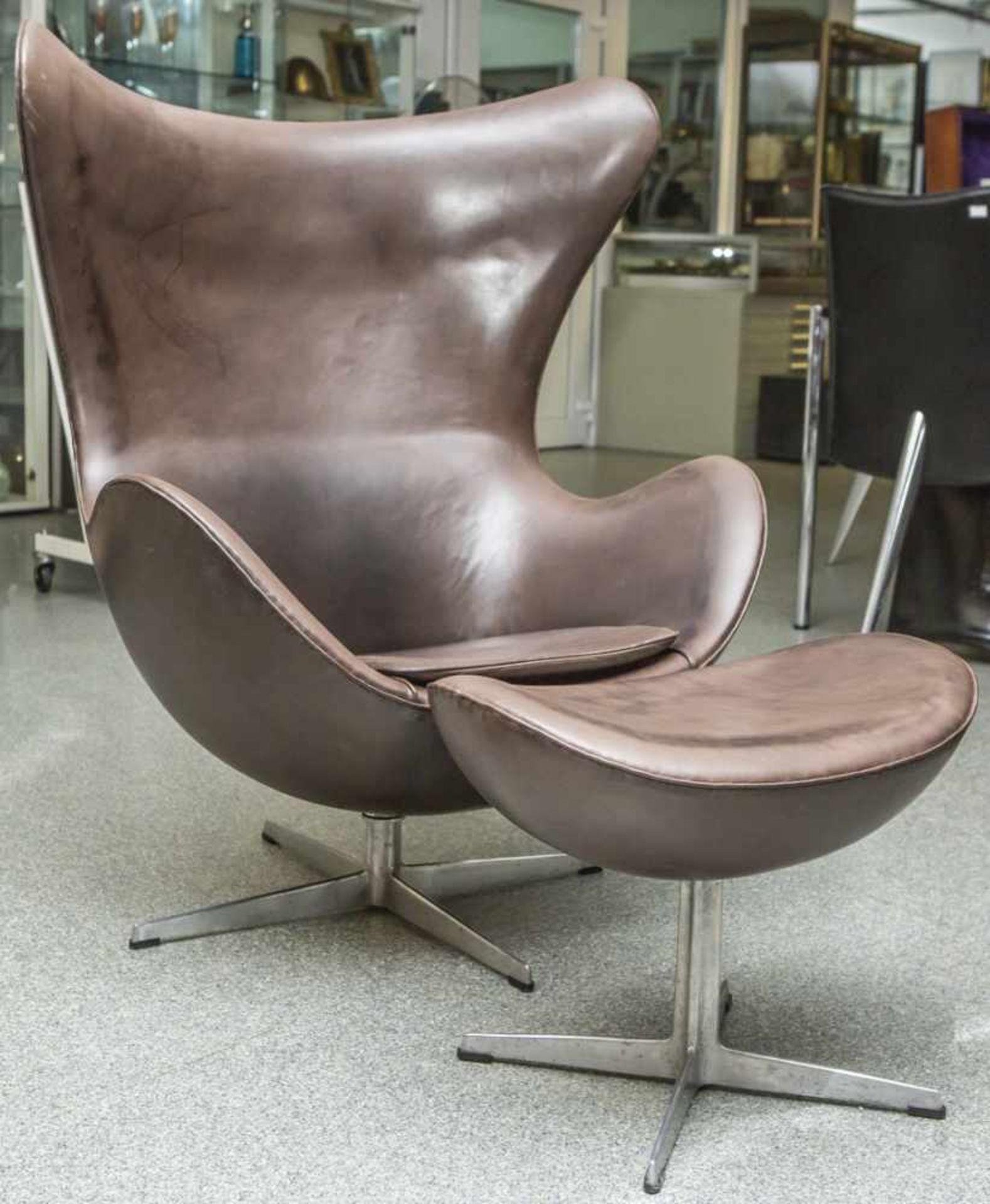 Egg Chair mit orig. Fußhocker, Fritz Hansen, 1960er Jahre, Entwurf Arne Jacobsen, Alu Fuß mit