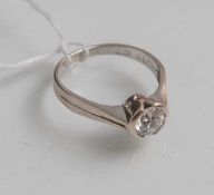 Diamantring 590 WG mit Solitäraltschliffdiamant, ca. 1,17ct. im hohen farb- und mittleren