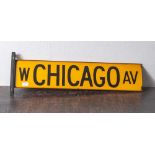 Original doppelseitiges Straßenschild USA/ Chicago, beiger Fond mit schwarzer Schrift. Email an