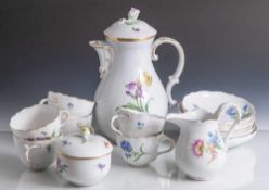 Kaffeeservice, 15-teilig, Meissen, blaue Schwertermarke (2 Schleifstriche), Porzellan, polychromes