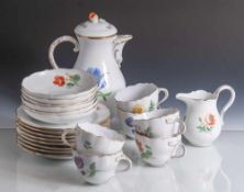 Kaffeeservice, 22-teilig, Meissen, blaue Schwertermarke (2 Schleifstriche), Porzellan, polychromes