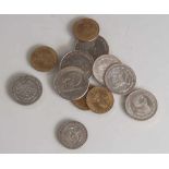 Posten Münzen und Medaillen, insgesamt 12 Stück: 2 x Five Pounds (In Memory of Diana Princess of