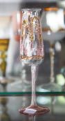 Stengelglas, Entwurf Uta Majmudar, farbloses Glas, Fuß u. Schaft polychrom gefärbt, Kuppa