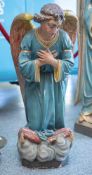 Figurine, Weinender Engel, 2. Hälfte 19. Jahrhundert, Vollholz geschnitzt, teilweisegestuckt und