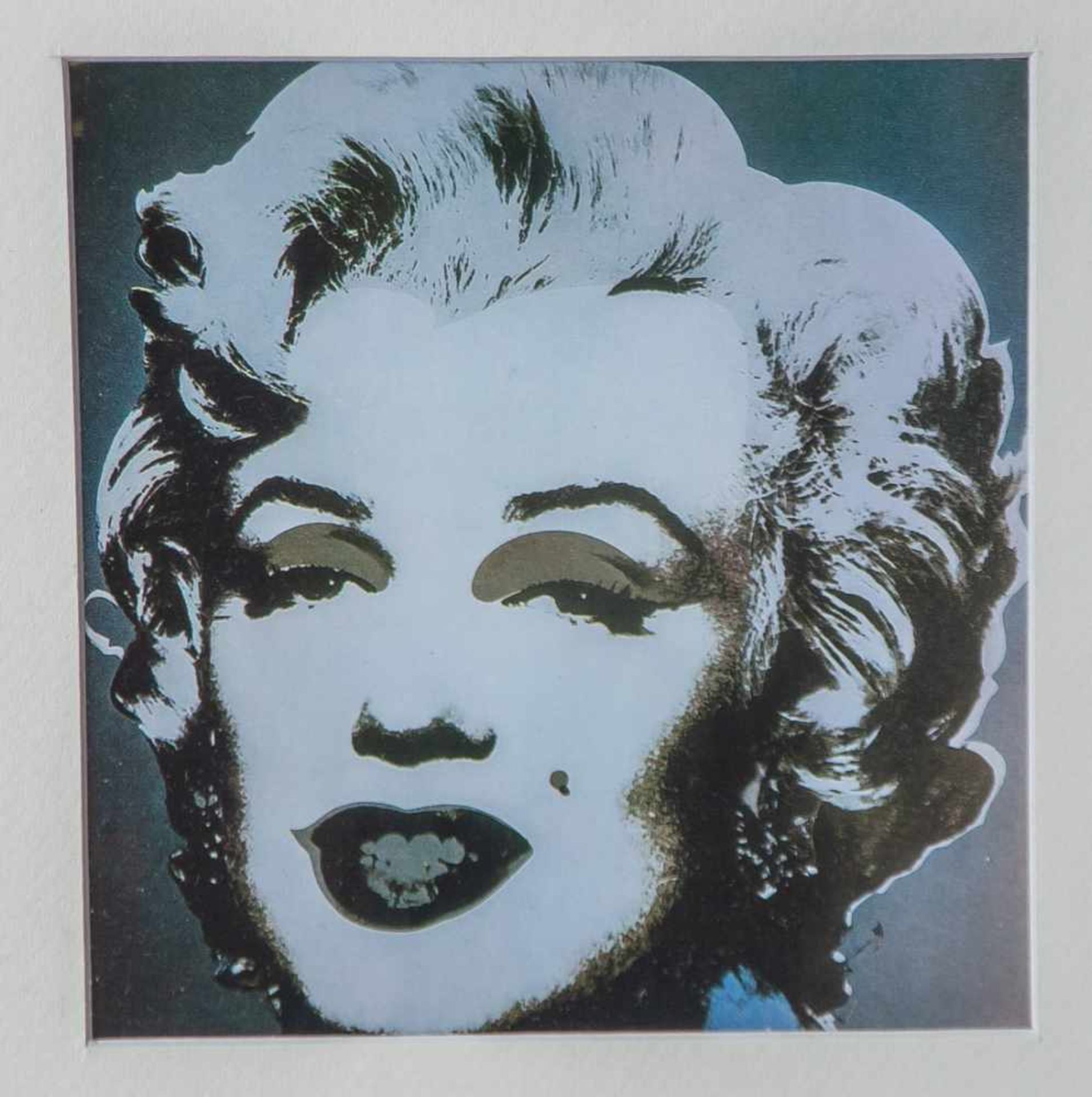 Warhol, Andy (1928-1987), "Marilyn", Farboffsetdruck. Ca. 14,5 x 15,5 cm, PP, hinter Glasgerahmt.