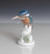 Figur, kl. Eisvogel auf natur. Sockel sitzend, Rosenthal, H: ca 12 cm.