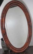 Spiegel, spätes Biedermeier um 1840/50, Mahagoni, oval, Rahmung mehrfach profiliert. Ca.110 x 74