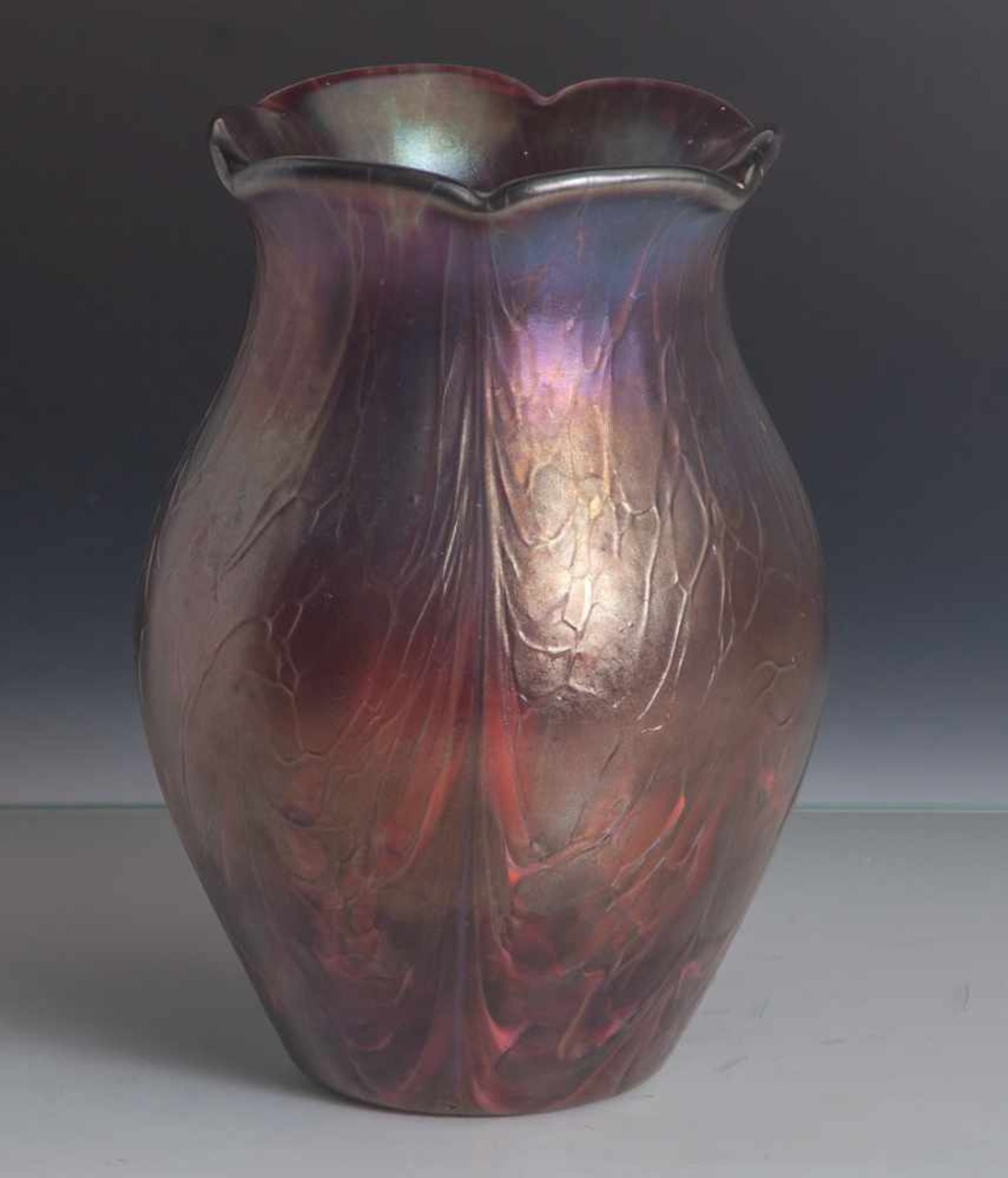 Vase, Jugendstilart, farbloses Glas, rötlich-braun überfangen, leichte Balusterform
