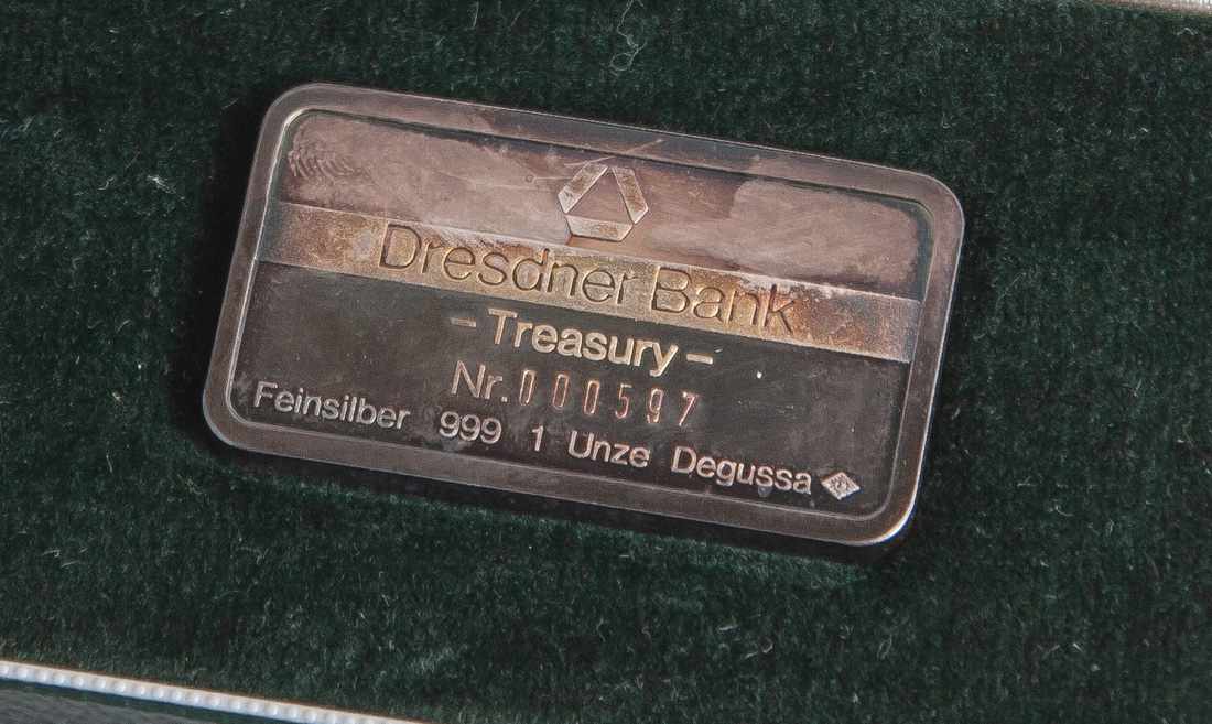 Anlagesilber, 1 Barren Feinsilber 999, 1 Unze Degussa, Dresdner Bank, im Etui.