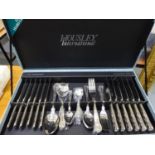 Housley cutlery set