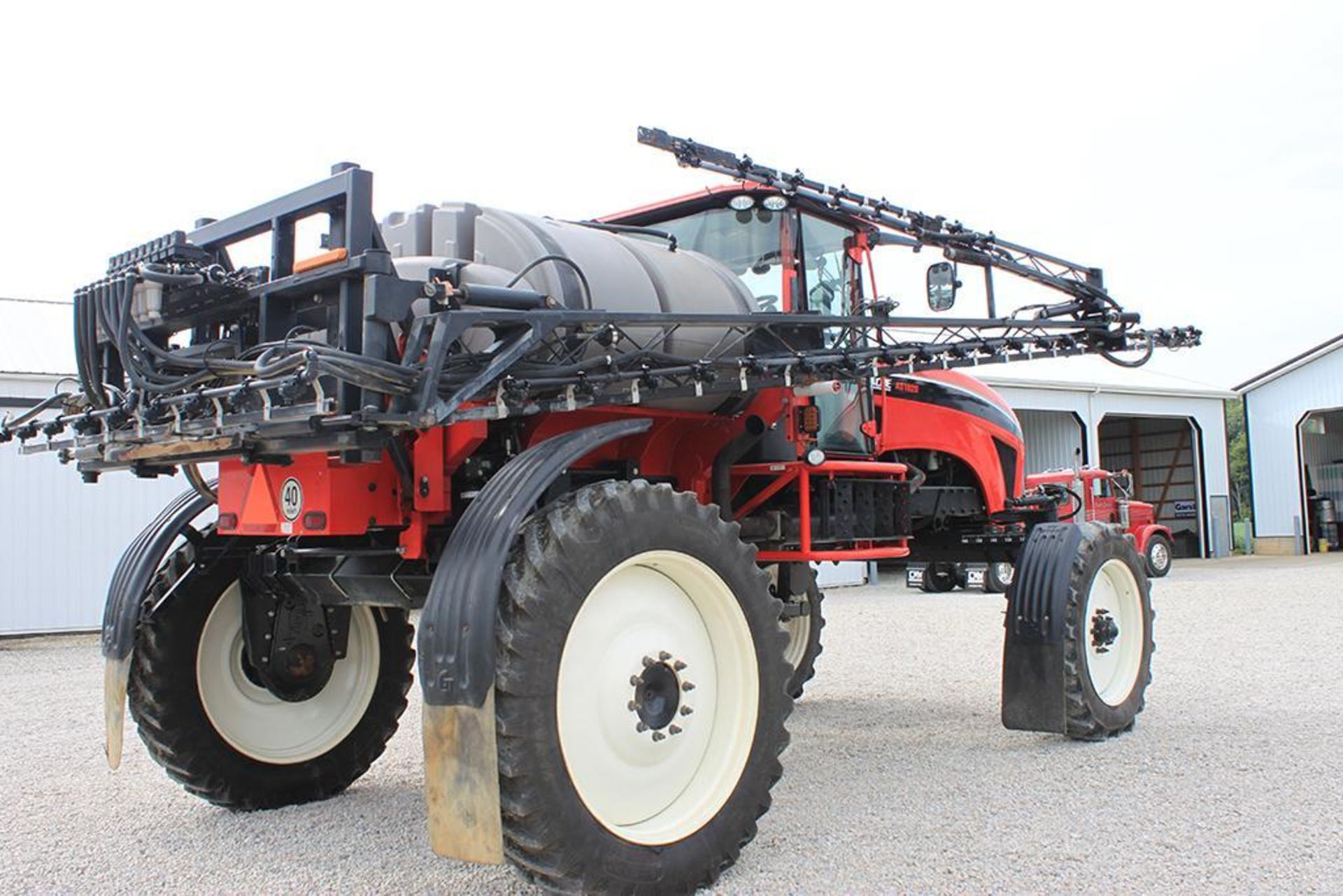 2012 APACHE AS1020 SPRAYER - Image 5 of 18