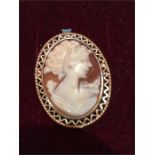 A 9ct gold Cameo