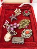 A selection of costume jewellery