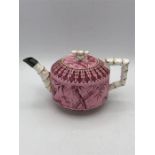 An Oriental themed teapot