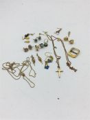 A selection of gold jewellery (Total Weight 16.5g)