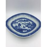 A Blue and White Chinese bowl, early to mid 19th Century