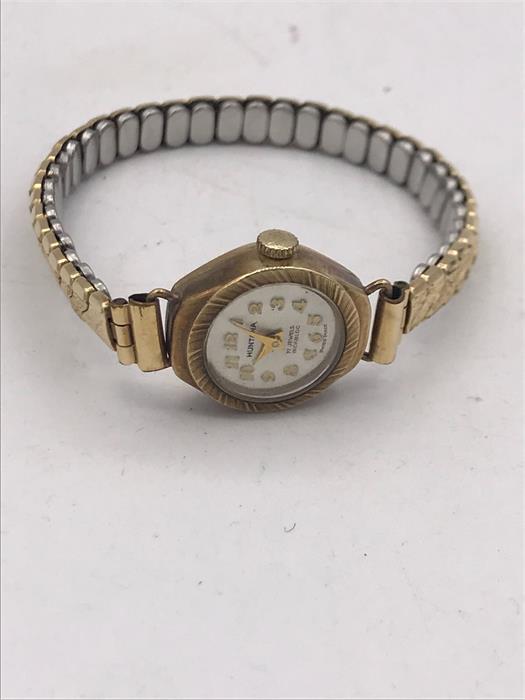 A 9ct gold watch