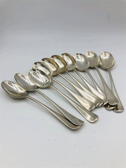 A set of tea spoons by WH & Sons Ltd, hallmarked 1909 (260g)