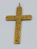 A 9ct gold crucifix (13.3g)