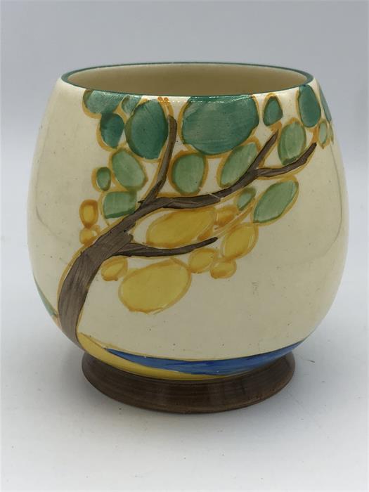 A Clarice Cliff Fantasque Bizarre pattern vase. - Image 2 of 3