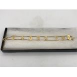 A 9ct yellow gold 'Love you' bracelet 5g